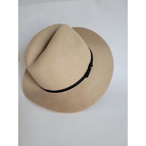 Banana Republic Beige Neutral Wool brimmed hat New size Small to Medium boho